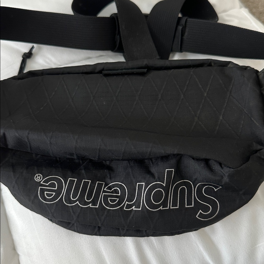 Supreme Black Quilted Belt Bag - Picture 2 of 3